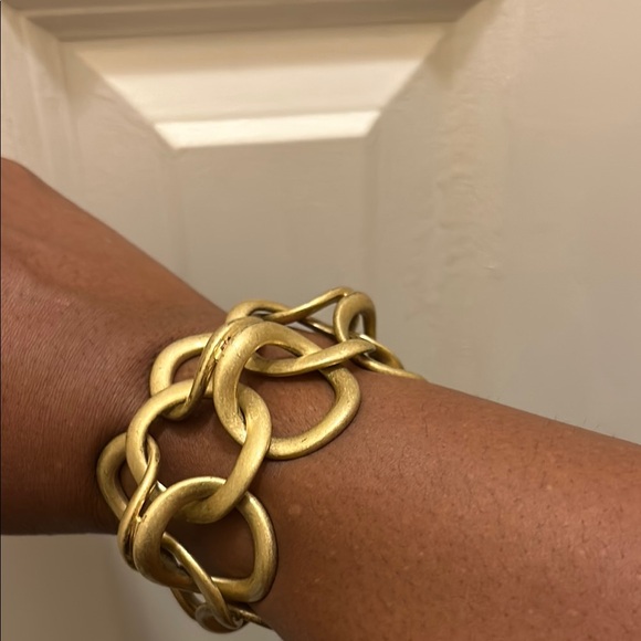 Jewelry - Elegant Gold Chain Bracelet
